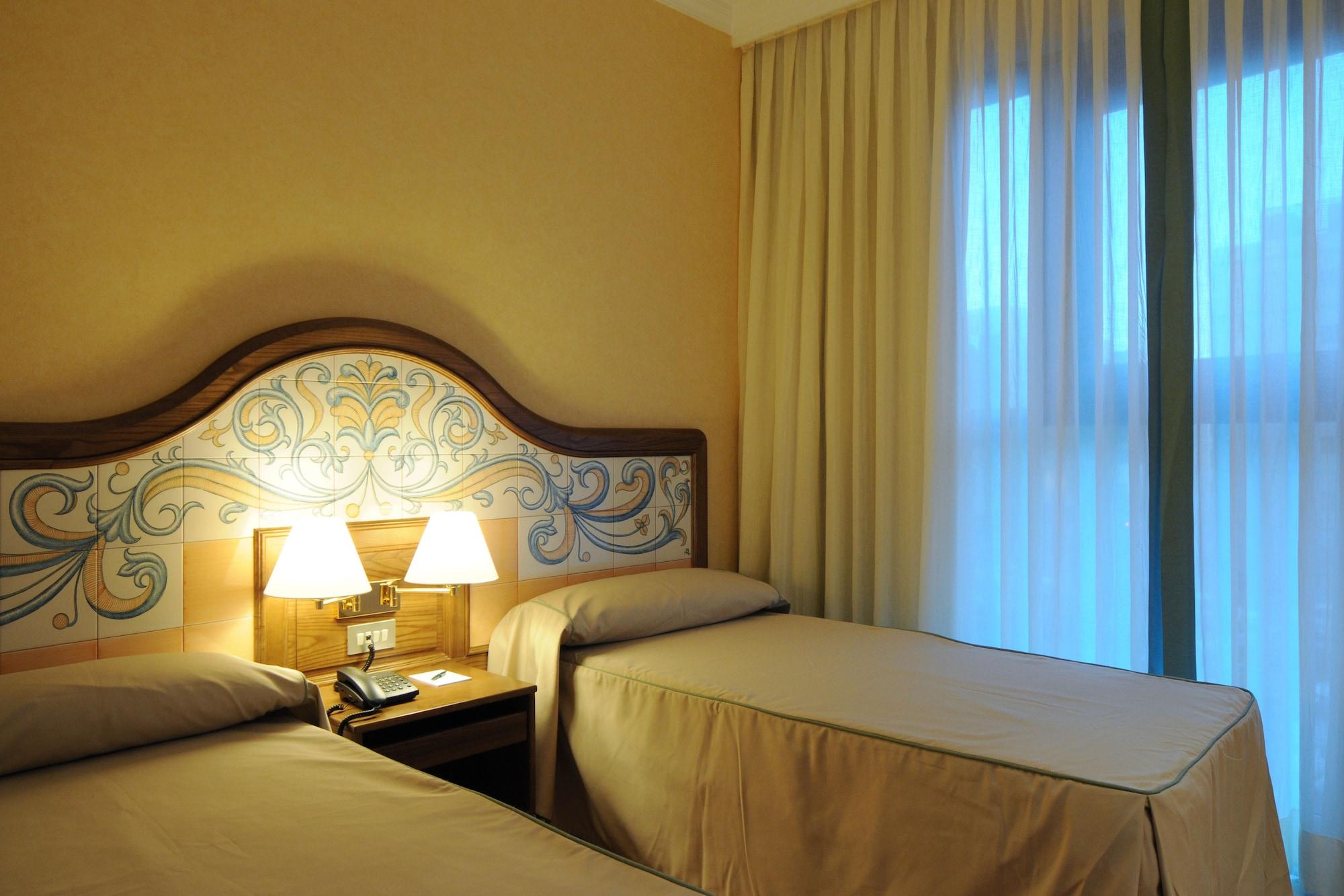 Hotel Julia Madrid Exterior photo