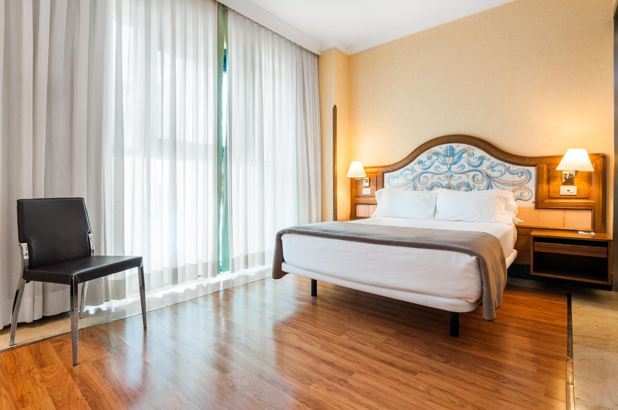 Hotel Julia Madrid Exterior photo